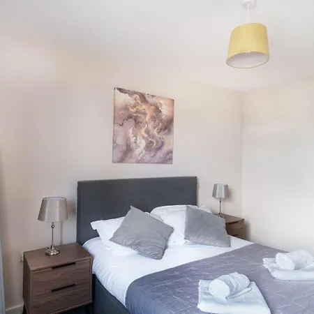 Fantastic 2 Bedroom Apartment Manchester Exterior photo