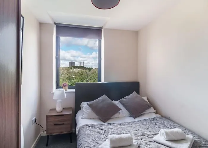 Fantastic 2 Bedroom Apartment Manchester